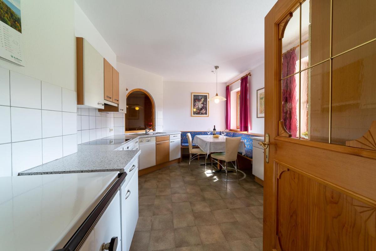 Appartements Patzleiner Rosmarie Prato alla Drava Exterior foto